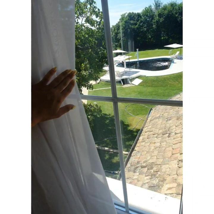 Villa Via Bečej 외부 사진