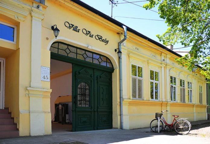 Villa Via Bečej 외부 사진